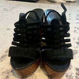 Vince Camuto wedges size 9-9.5